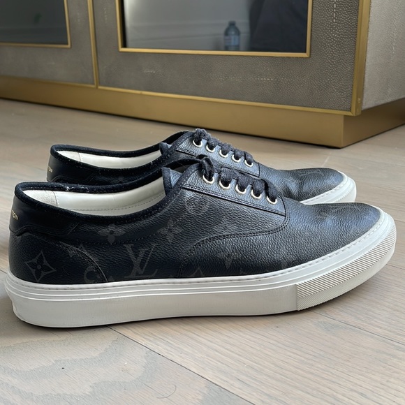 Louis Vuitton mens LUXEMBOURG SNEAKER size 10US (size 9 LV). Worn once indoors - Picture 2 of 7